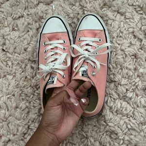 pink converse